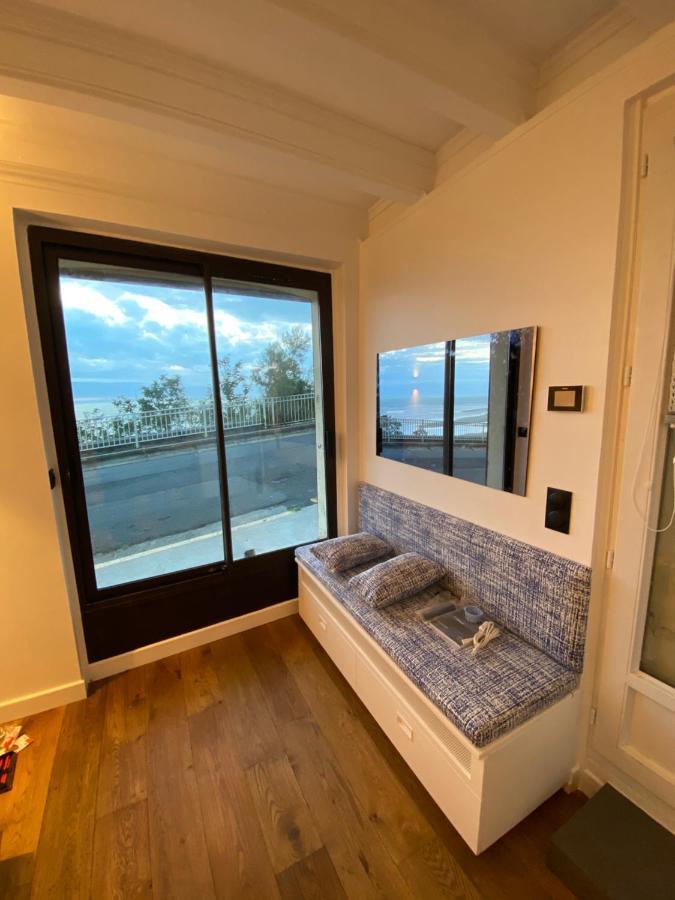 Appartement Face Mer Avec Terrasse Et Parking Трувил сюр Мер Екстериор снимка